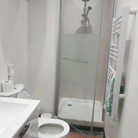 Pied A Terre Professionnel Au Coeur De 